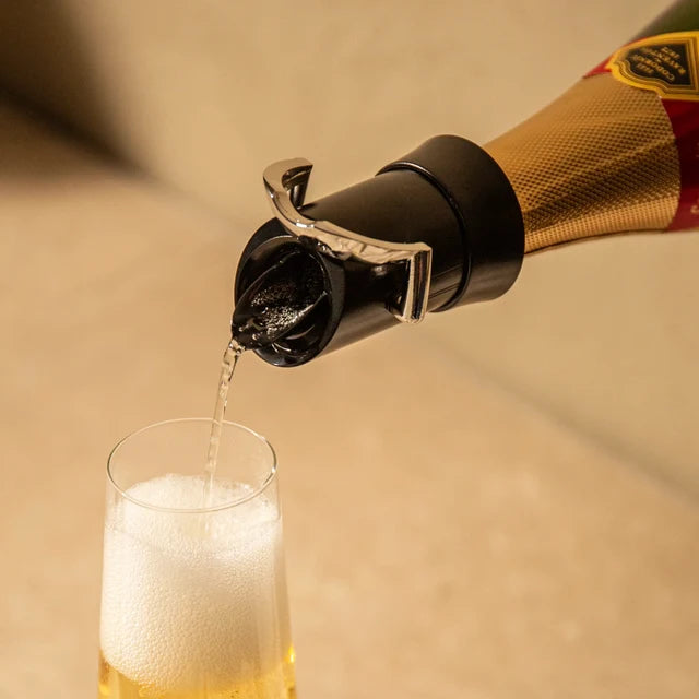 The Vacu Vin Champagne Stopper & Server